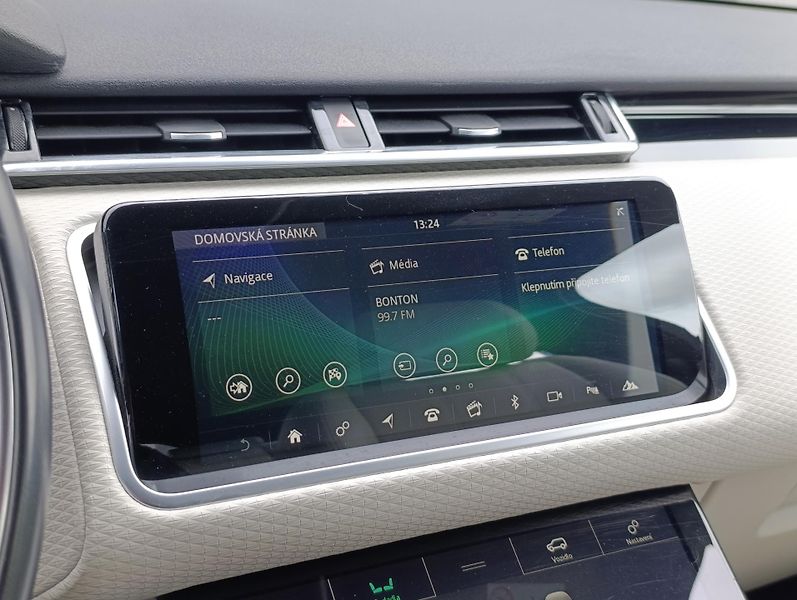 Land Rover Range Rover Velar P250 R-DYNAMIC 1.MAJ v ČR DPH - fotka 26 z 37