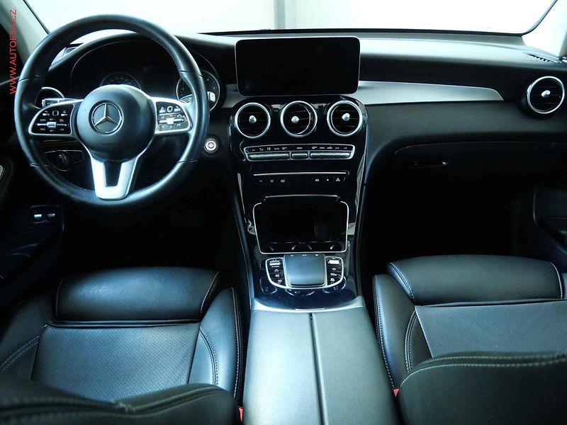 Mercedes-Benz GLC (2019) 2.0CDi 200d 4Matic, 2.maj,ČR - fotka 8 z 24