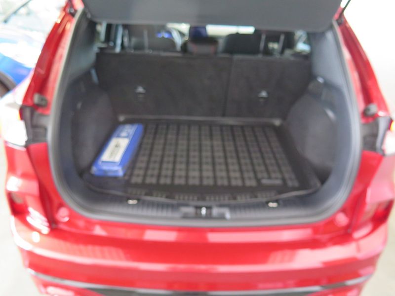 Ford Kuga (2021) 1.5TDCi,navi,360°,ST Line - fotka 35 z 50