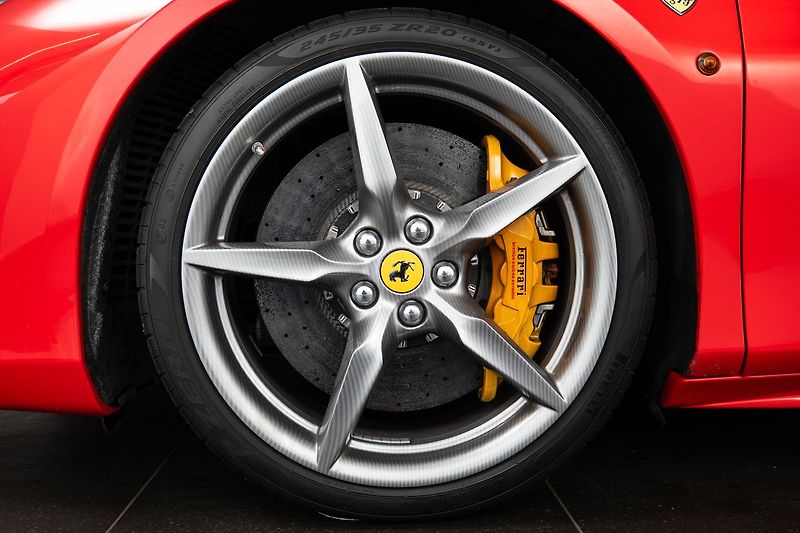 Ferrari 488 - fotka 19 z 23