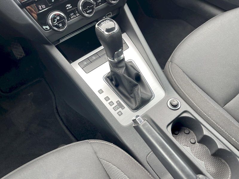 Škoda Octavia (2018) 1.4 TSI 110kW DSG Ambition Plu - fotka 11 z 33