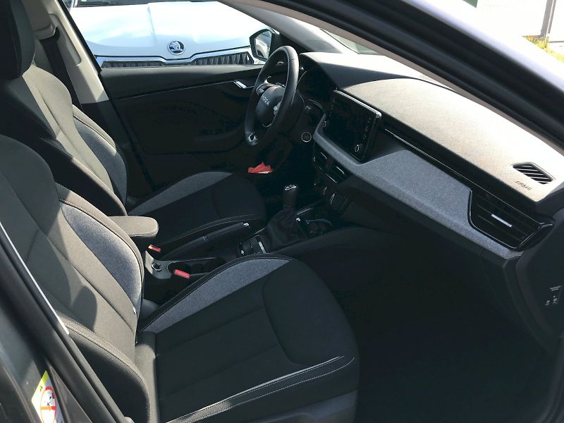 Škoda Scala (2025) SELEC TSI 85/1.0 M6F - fotka 13 z 24