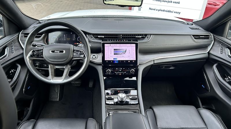 Jeep Grand Cherokee 5.7Hemi V8 L - fotka 10 z 16