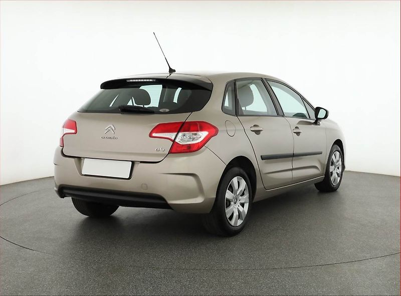 Citroën C4 (2013) 1.6 HDi, Serv.kniha, po STK - fotka 5 z 15