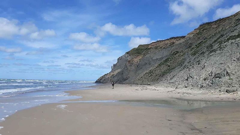 Obří písečná duna Rubjerg Knude vytváří na samotném severu Dánska dojem mnohakilometrové pouště.