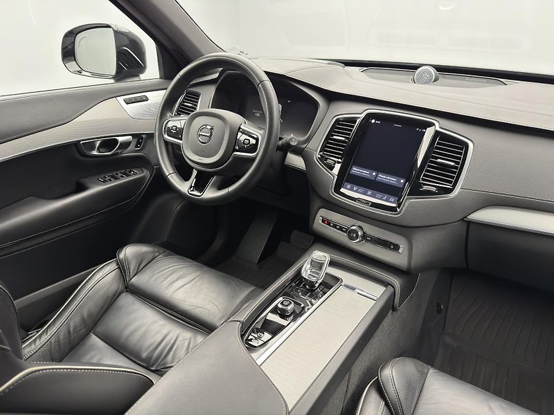 Volvo XC90 B5 AWD ULTIMATE AUT  - fotka 30 z 57