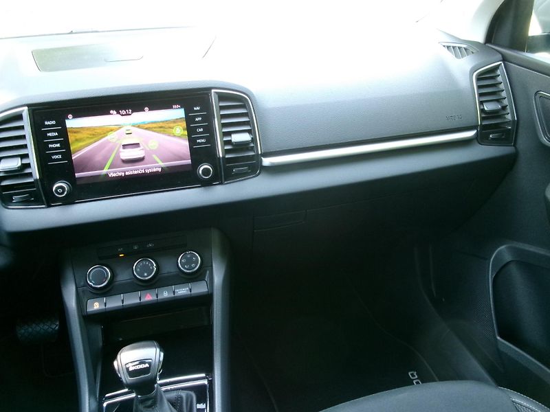Škoda Karoq (2023) 2,0TDI DSG ACC BT  - fotka 23 z 28