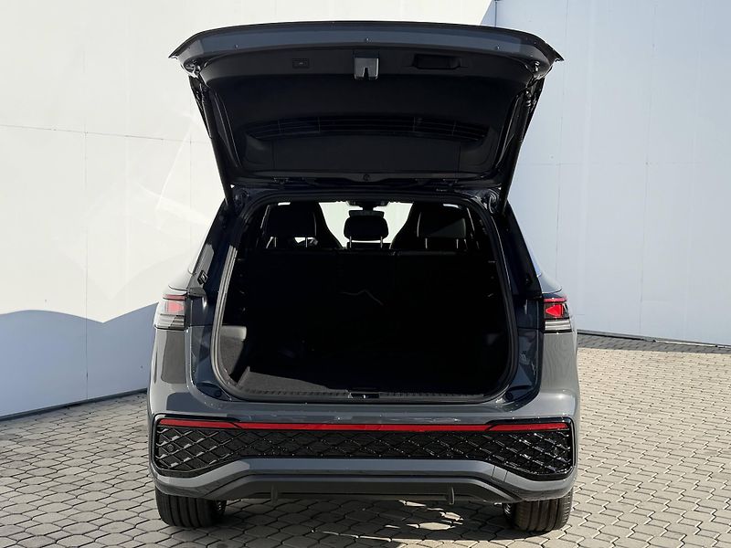 Volkswagen Tayron (2026) R-Line People 7DSG 4 2,0TSi - fotka 4 z 7