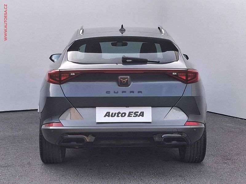 Cupra Formentor (2022) 1.5 TSi, DSG, LED, navi - fotka 5 z 21