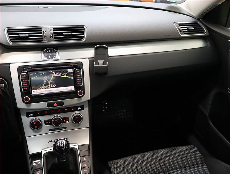 Volkswagen Passat (2012) Alltrack 2.0 TDI, 4X4 - fotka 8 z 20