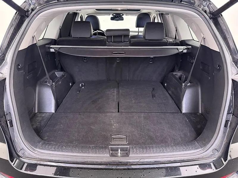 Kia Sorento 2.2 CRDi 4WD GT-Line 7-Míst TZ - fotka 14 z 16