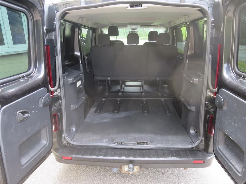 Renault Trafic 1,6  dCi Expression - fotka 14 z 23