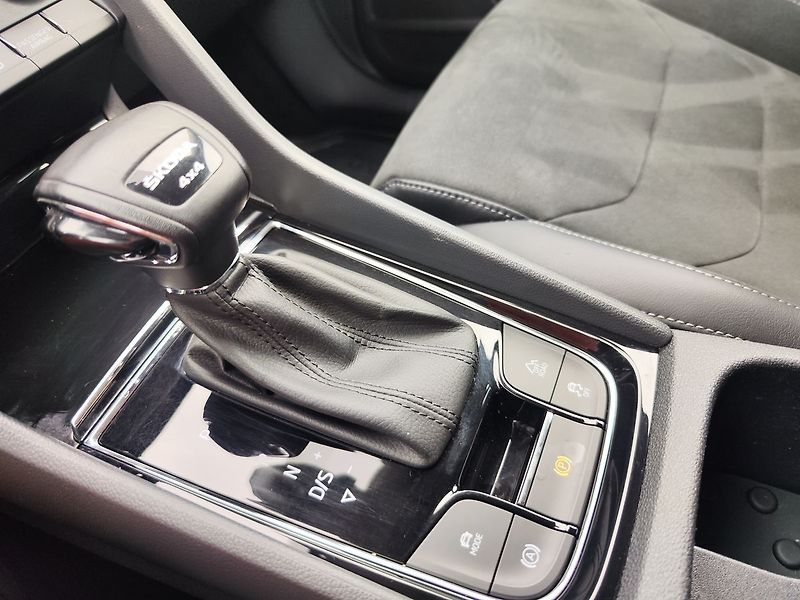 Škoda Kodiaq 2.0 TDI/147kW STL EXCL DSG 4x4 - fotka 26 z 34