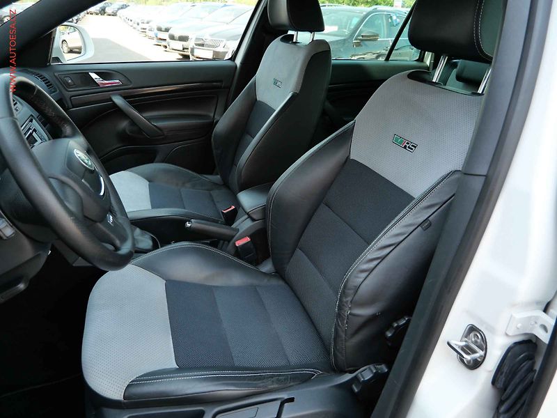 Škoda Octavia (2012) 2.0 TDi, Bixen, AC - fotka 9 z 17