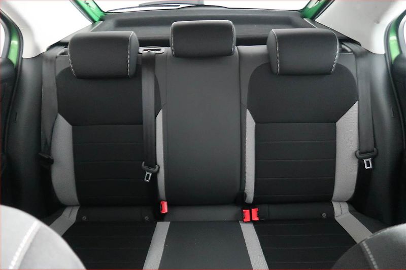 Škoda Rapid (2017) Ambition Plus 1.2 TSI - fotka 10 z 15