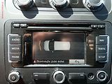 Volkswagen Touran (2010) 1.4 TSi, Comfort, DSG, bixen - náhled 22