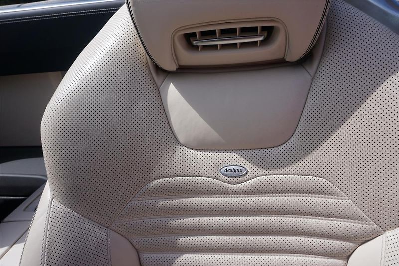 Mercedes-Benz SL 3,0 AMG Designo Edition Masáže - fotka 22 z 31