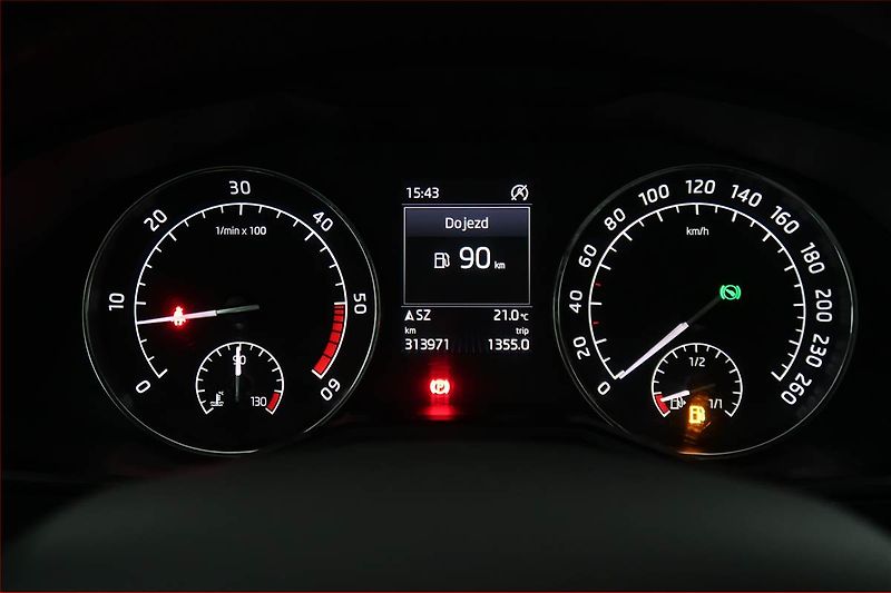 Škoda Superb (2016) Style 2.0 TDI, Automat, Navi - fotka 11 z 19