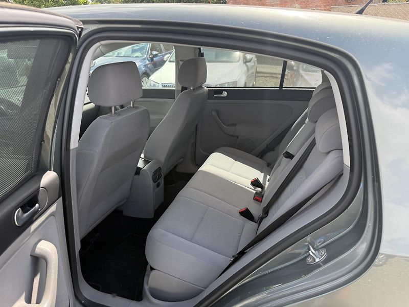 Volkswagen Golf Plus 1.4 16V - fotka 10 z 13