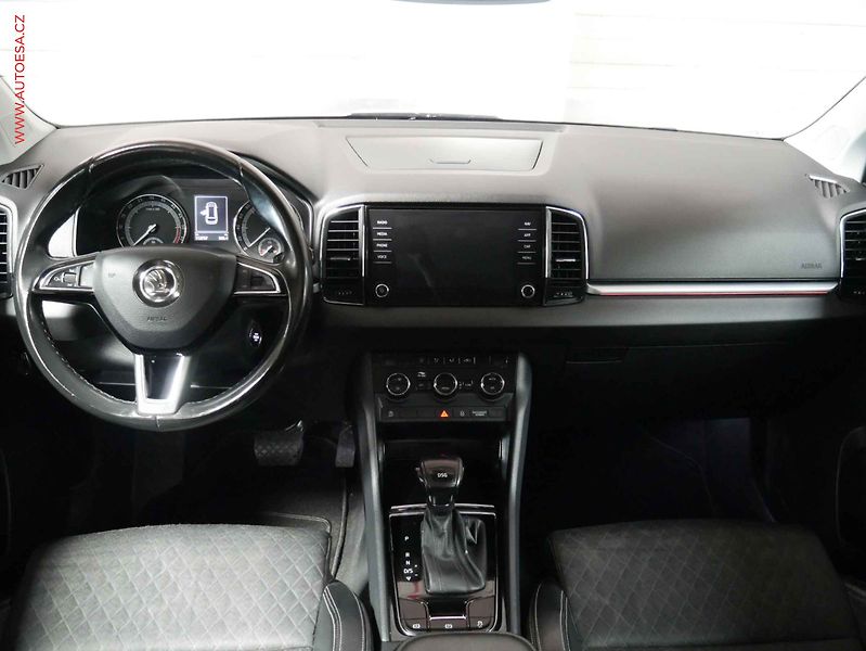 Škoda Karoq (2018) 1.6 TDi, Style, DSG, kůže - fotka 8 z 22