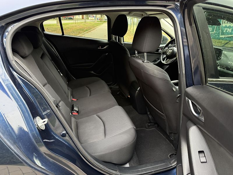 Mazda 3 2.0 Urban Limited - fotka 23 z 34