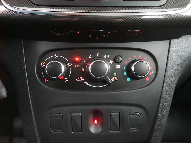 Dacia Logan (2017) 0.9 TCe, Tažné, jezdí dobře - fotka 14 z 15