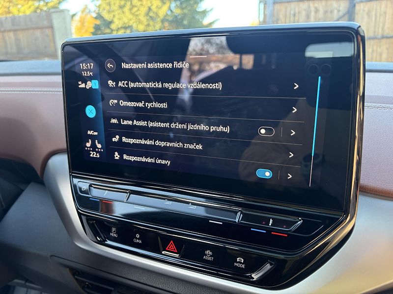 Volkswagen ID.4 (2021) PRO 77kwh, Matrix, tažné - fotka 14 z 17