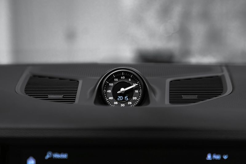 Porsche Cayenne PPF/PASM/PANO/360/ZARUKA/CHRON - fotka 19 z 20