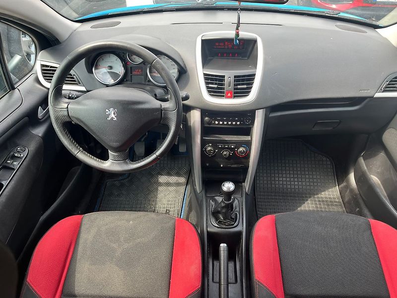 Peugeot 207 1.6 HDI/68kW ČR - fotka 11 z 20