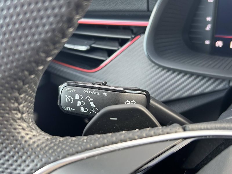 Škoda Scala Monte Carlo 7DSG 1,0TSI - fotka 13 z 25