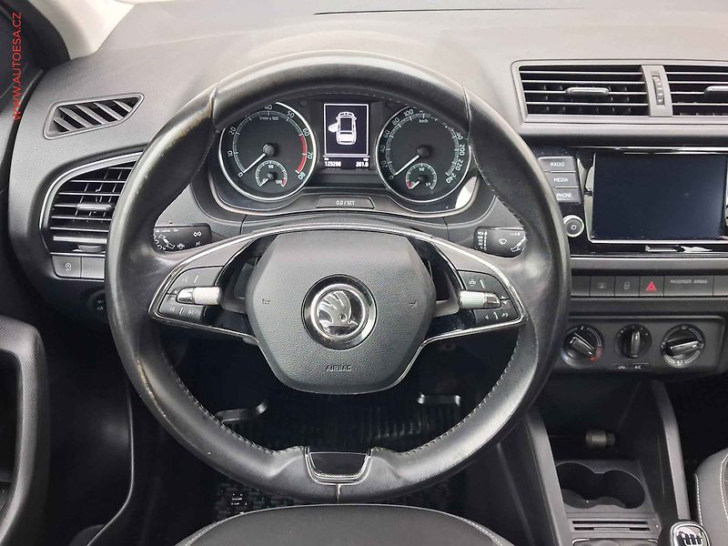 Škoda Fabia (2022) 1.0 TSi, ČR, Ambition, STK7 - fotka 11 z 17