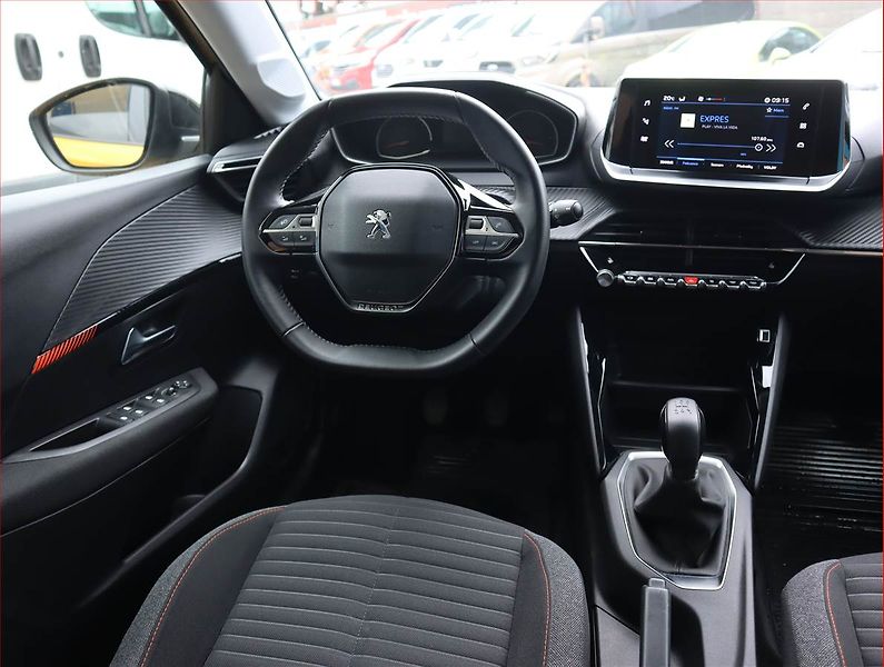 Peugeot 208 (2022) Active Pack 1.2 PureTech - fotka 7 z 20