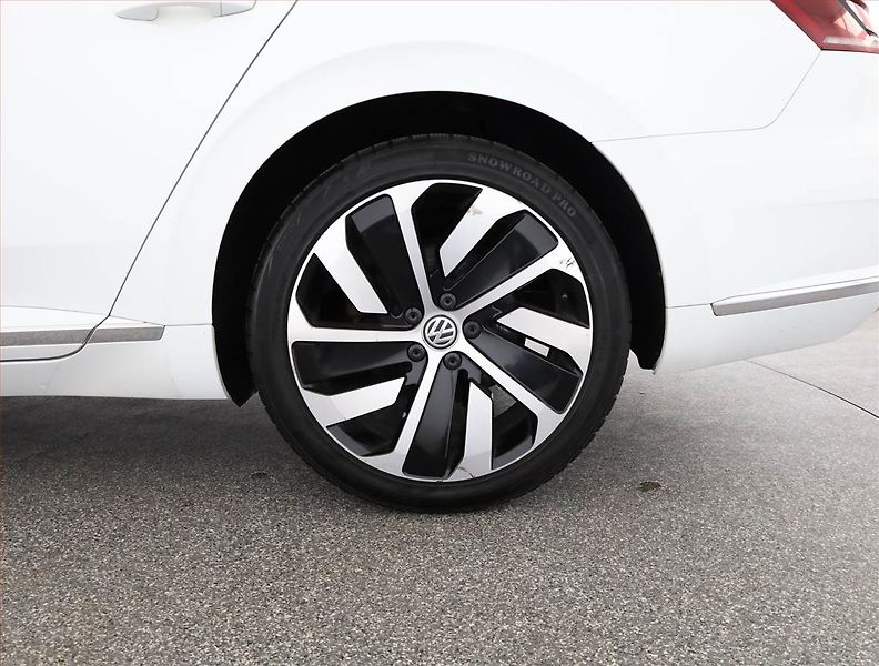 Volkswagen Arteon (2019) R-line 2.0 TDI - fotka 20 z 20