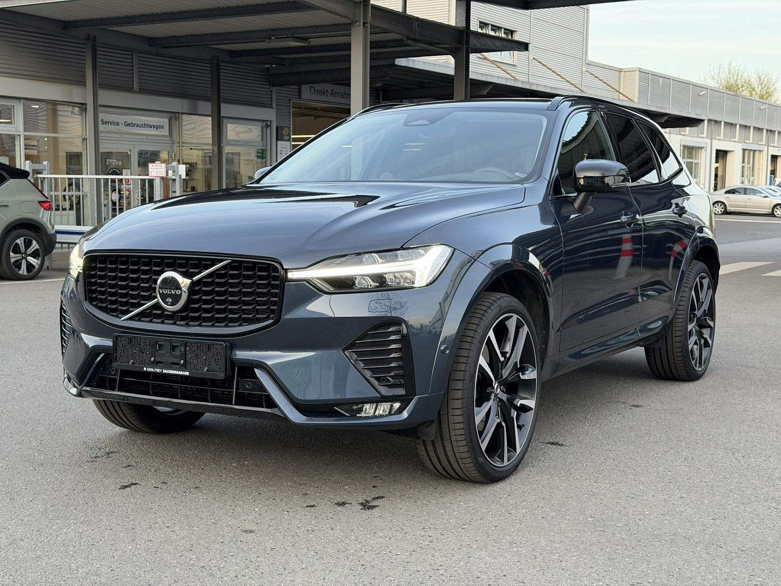 Volvo XC60 B5 AWD ULTRA DARK #FULL OPTION