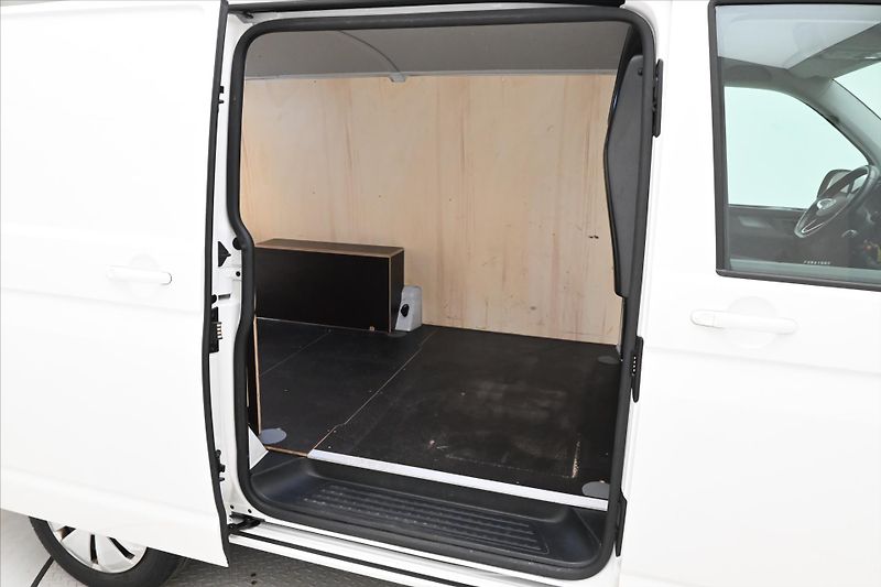 Volkswagen Transporter 2,0 TDI 110 kW Navigace Záruka - fotka 11 z 29