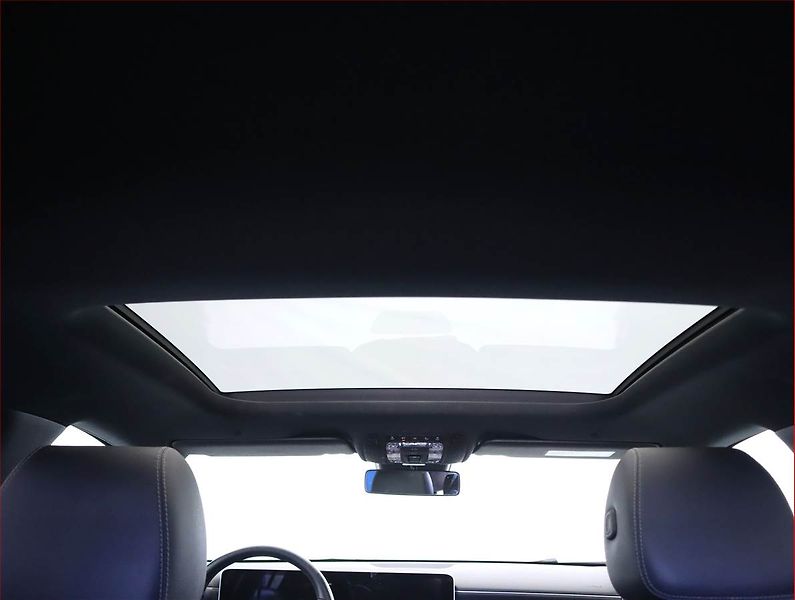Mercedes-Benz Třídy A (2019) A 180 d, Automat, Kůže, Navi - fotka 16 z 27