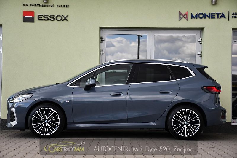 BMW Řada 2 218D ACTIVE TOURER ČR 1M - fotka 2 z 60