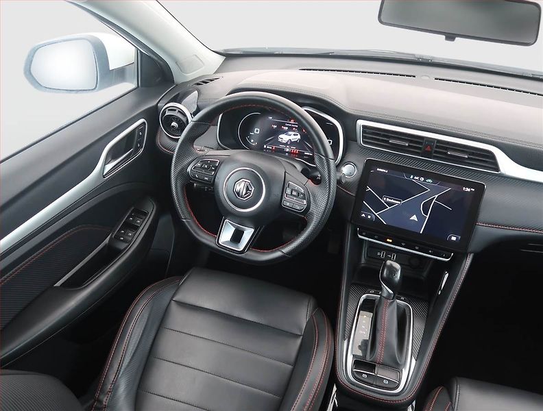 MG ZS (2022) Elegance 1.0 Turbo, Automat - fotka 7 z 18
