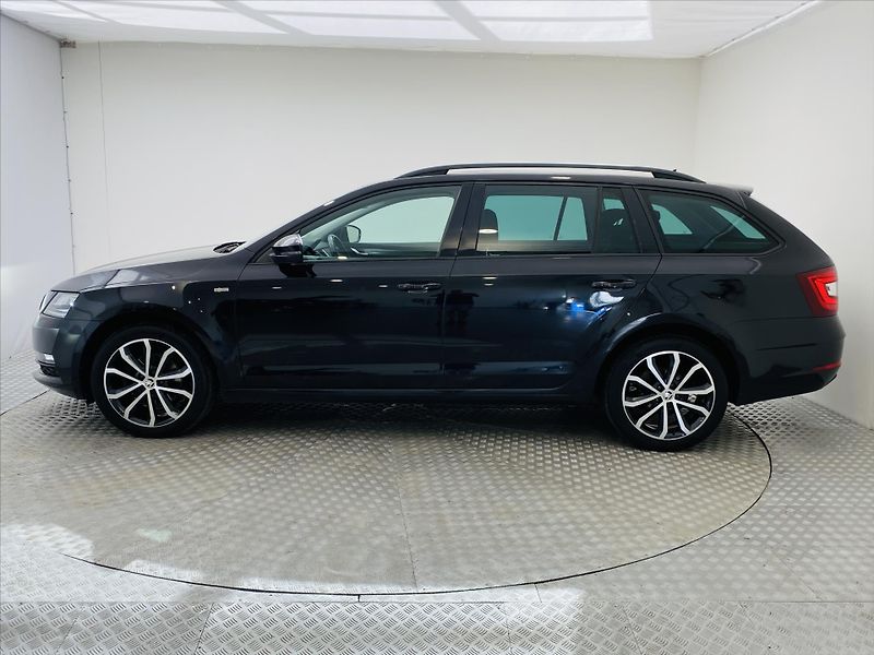 Škoda Octavia 1,5 TSI 110kW Ambition - fotka 3 z 28