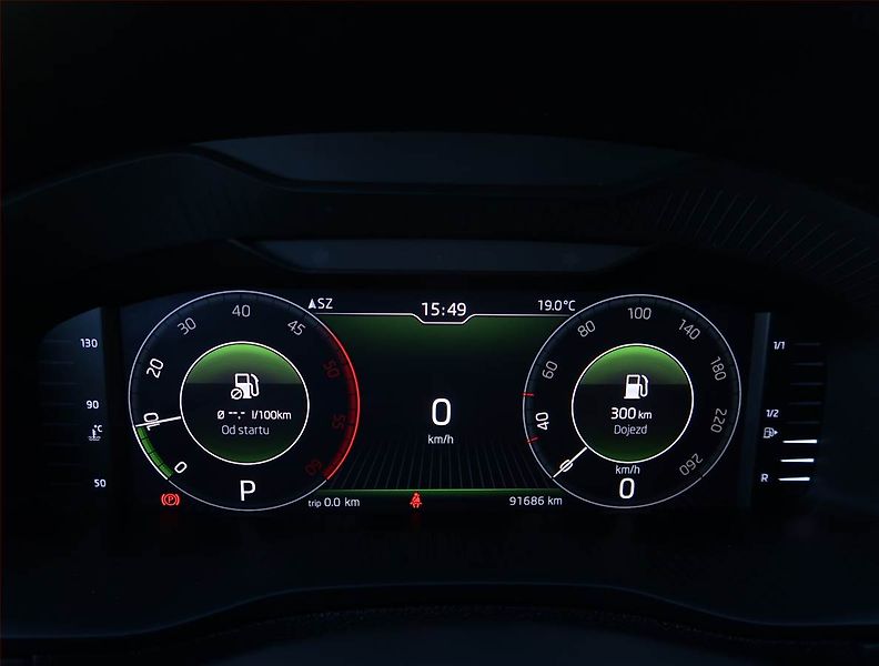Škoda Karoq (2019) Style Plus 2.0 TDI - fotka 11 z 23