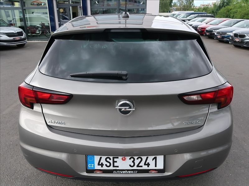 Opel Astra 1,4 Turbo,92kW,NovéČR,Serv.kn. - fotka 8 z 28