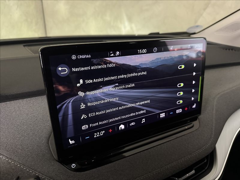 Škoda Enyaq 80 150kW LED Matrix Assist - fotka 28 z 45