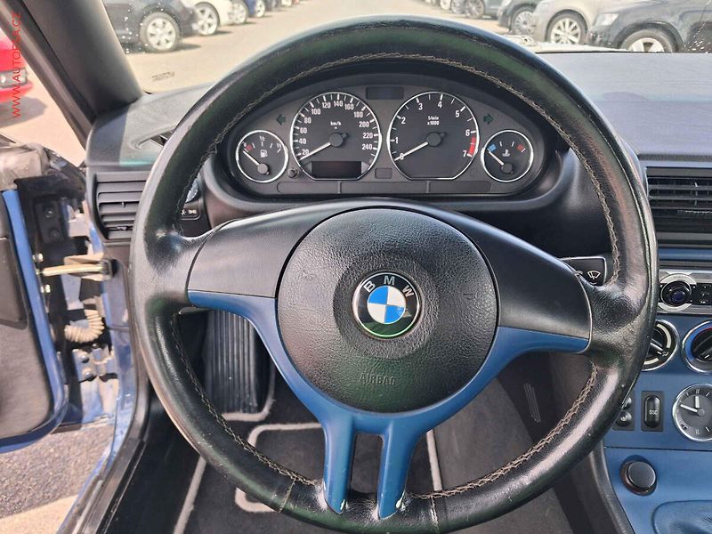 BMW Z3 (2002) 1.9i, 1.maj, AC - fotka 8 z 13