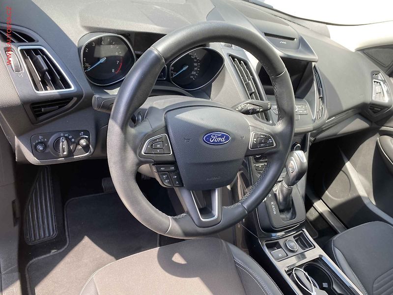 Ford Kuga (2019) 1.5 EB, Titanium, AT, navi - fotka 12 z 19