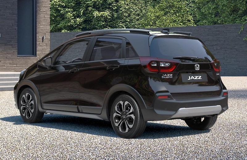 Honda Jazz (2026) 1.5 i-MMD Hybrid Advance - fotka 2 z 4