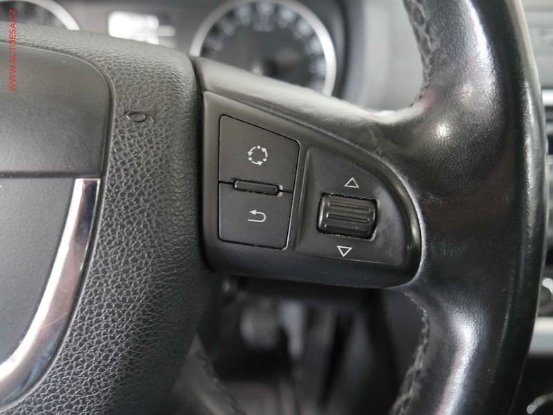 Škoda Octavia (2011) 1.6 TDi, STK5/28 - fotka 19 z 22