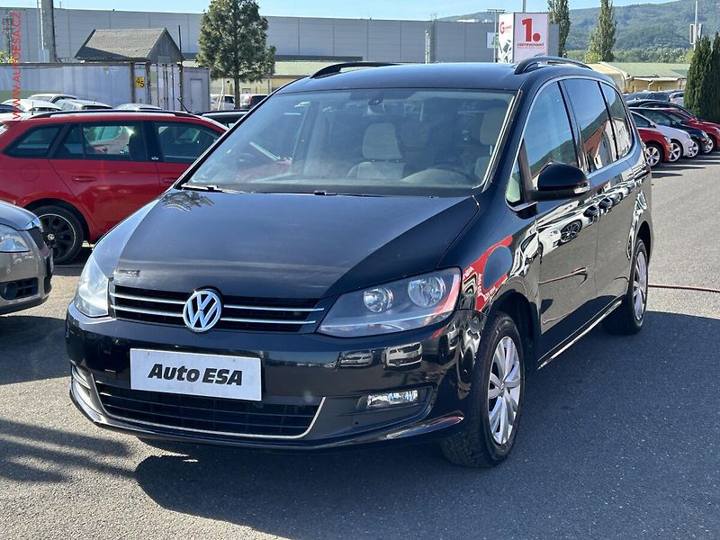 Volkswagen Sharan (2012) 2.0 TDi, Match, AC - fotka 3 z 18