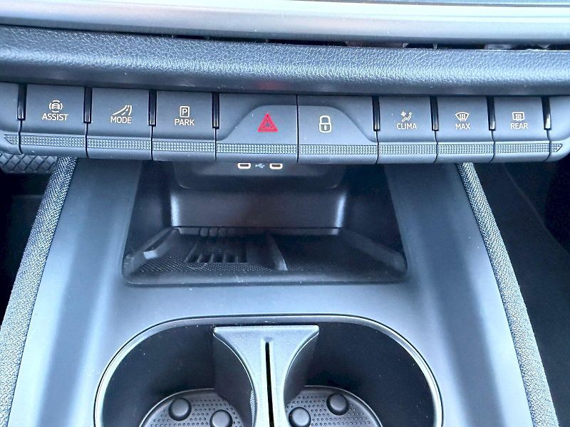 Škoda Elroq (2025) Premium Loft 50 55 kWh 125 kW - fotka 28 z 35