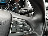 Ford Focus 1,6 i 16V 77kW-CZ-1 MAJITEL!! - náhled 21