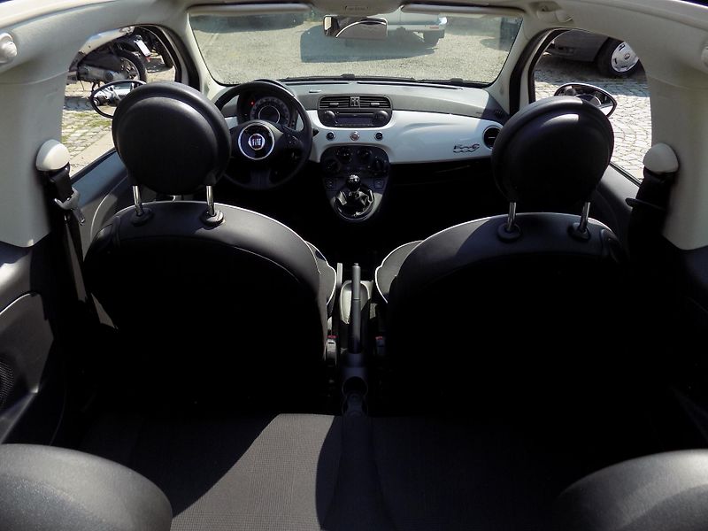 Fiat 500C 1,2I 51 KW CABRIO LOUNGE - fotka 23 z 37